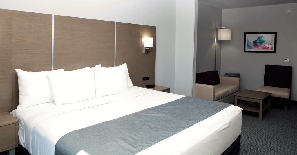 Days Inn & Suites By Wyndham Houston Nw Сайпръс Екстериор снимка